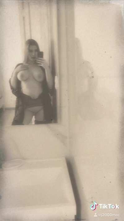 I’m not professional with TIKTOK, so please, be nice ❤️❤️❤️