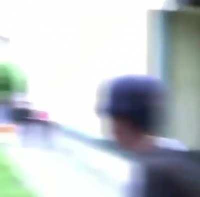 Why he do lucki like that