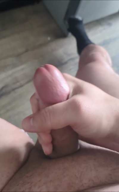 (40) Been told it feels really good when I cum