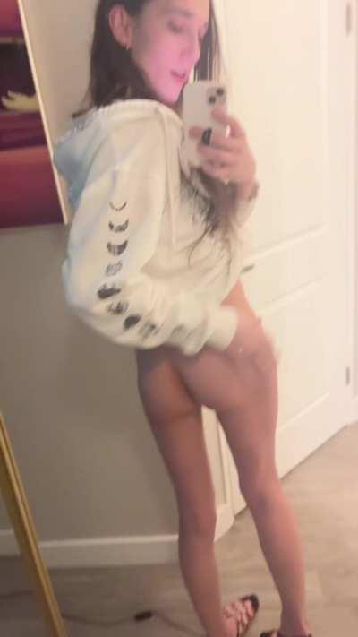 *flashes u* hehe wacha gonna do about it??