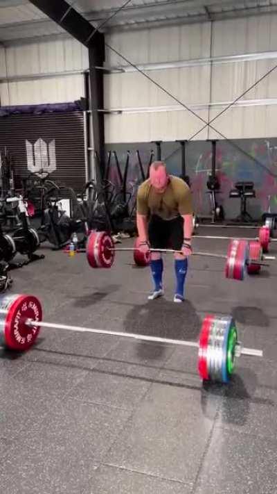 1700kg moves fast when you're Britain's Strongest Man! Adam Bishop makes easy work of this deadlift medley.