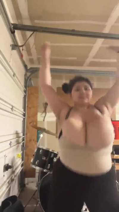 OC needs a better bra