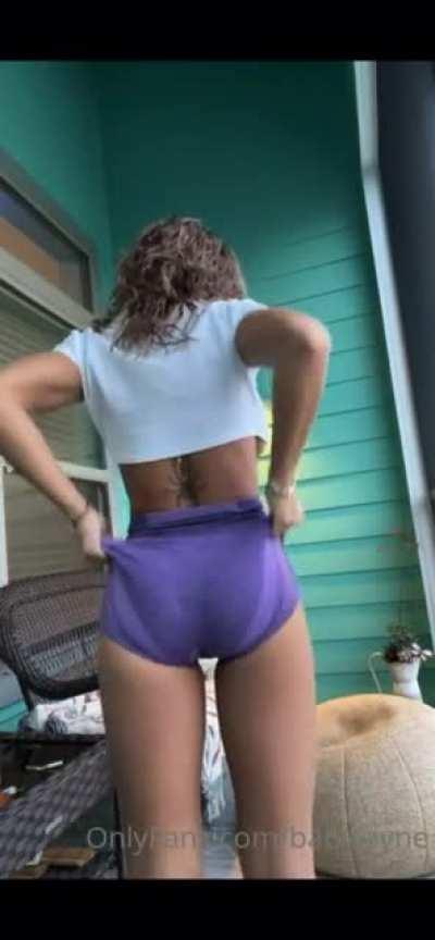 Follow my page and comment what all girls who hot rn that yall want