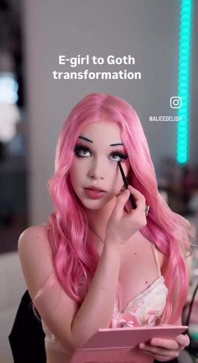 Egirl, goth, or both? I bet it's both!