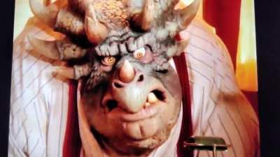 quem poderia duvidar das grandes empresas?