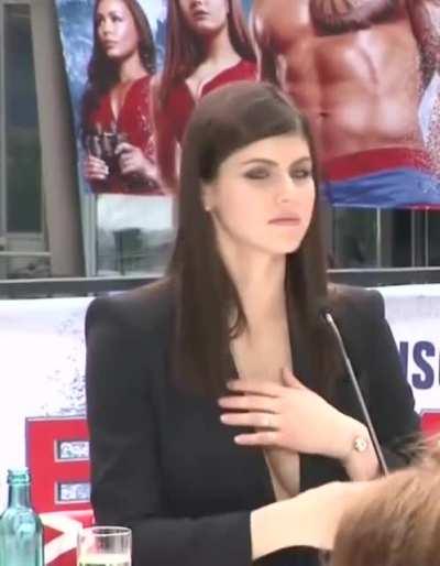Alexandra Daddario