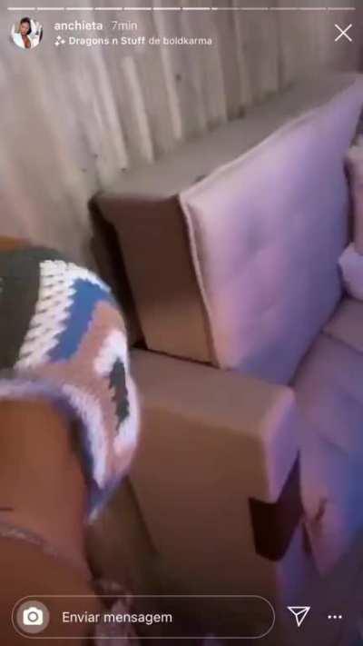 listening goosebumps by travis scott