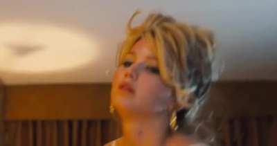 Irresistible Jen - American Hustle