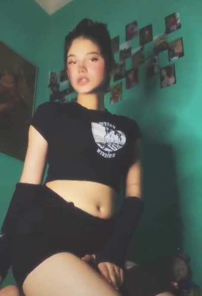 bet she rides it 🍆 good