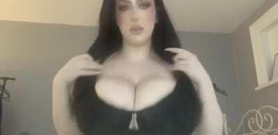 Who wants to see the full video?