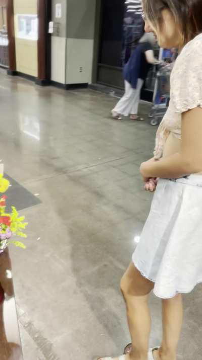 (F) Tried my best at the Bambi Walk… but I kept getting distracted 🥰🦊