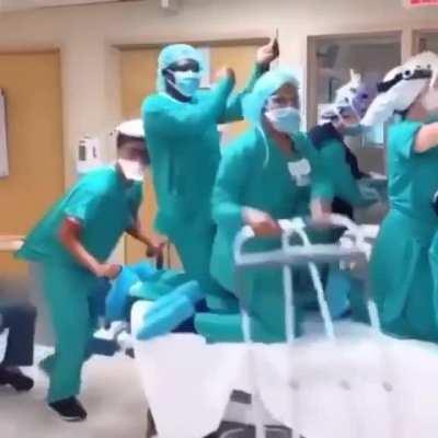 Enquanto isso na Pandemia...