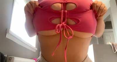 Biggest natural boobs you’ll see today! OC