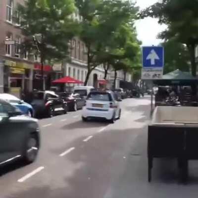 Электрокары- наше будущее.