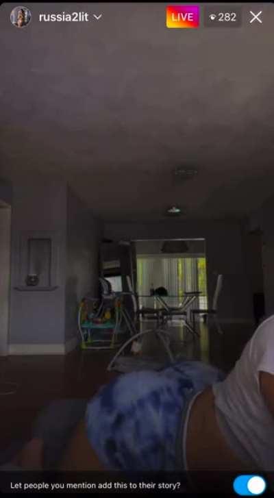 Full live stream twerking