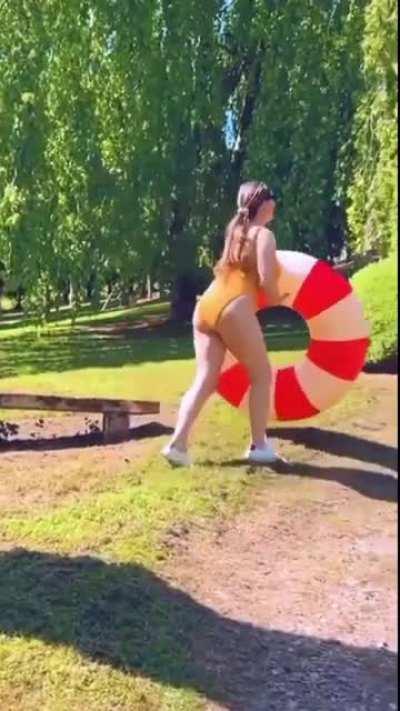 Pool day 14 MAY ...... regular/color-contrast correction/slow motion zoom