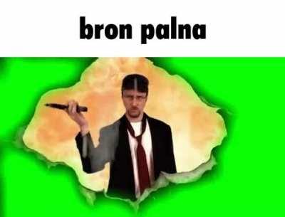 w przeicwieństwie do broni białej