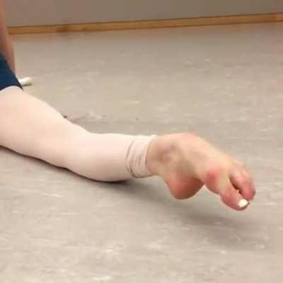 Ballerina Foot Flexing