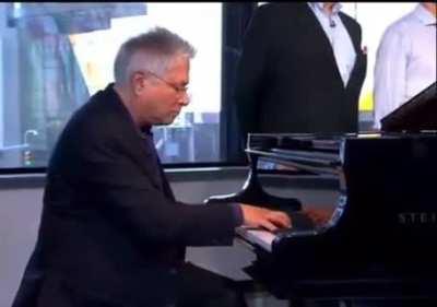 Original Aladdin and Princess Jasmin sing A Whole New World