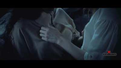 Kiana Madeira & Olivia Scott Welch (Fear Street Part 3: 1666) *REDUCED MUSIC*