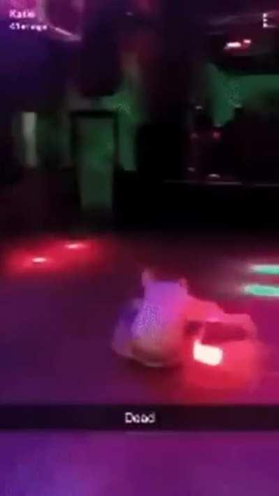 To do gymnastics at the club