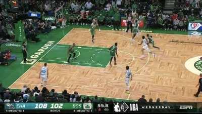 [Highlight] Terry Rozier drains the dagger side-step triple over Tatum