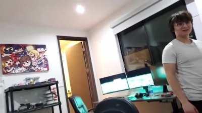 Rating how attractive they think of each other