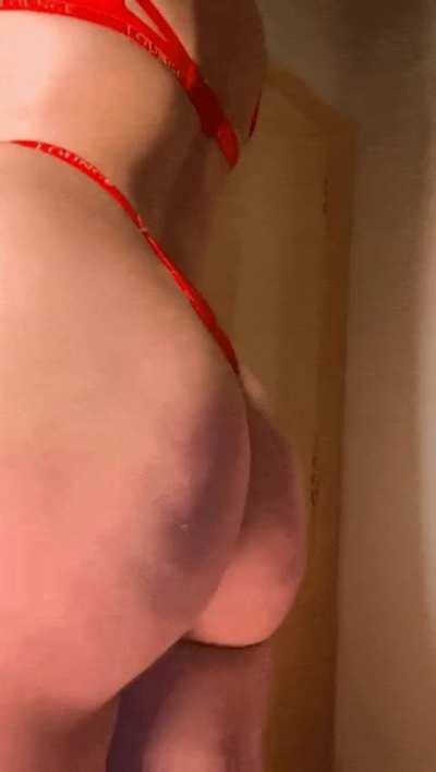 I hope you like your women thicc 😈