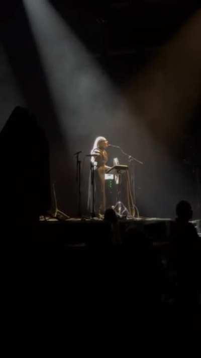 I saw Eivør open for Heilung yesterday and she started her set with “Memories Of Mother” from God Of War