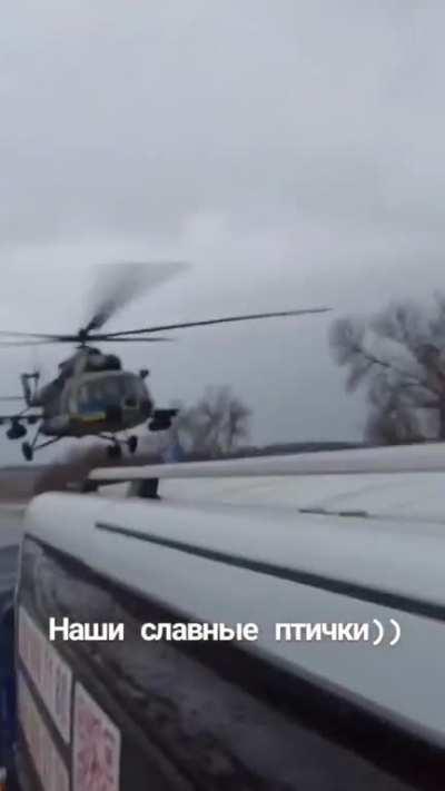 Low-flying Ukrainian pilot in an Mi-8