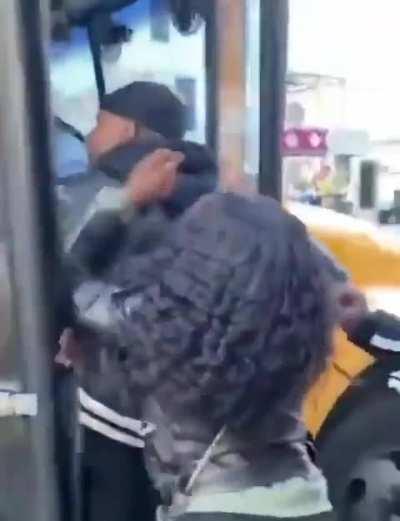 Por favor Deus, q isso seja real, pq seria engraçado pra cacete