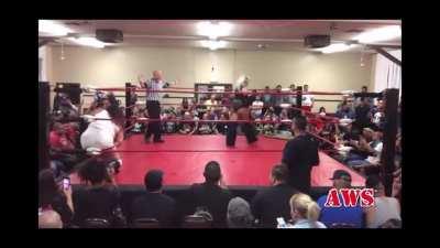 Taya Valkyrie doling out the pain