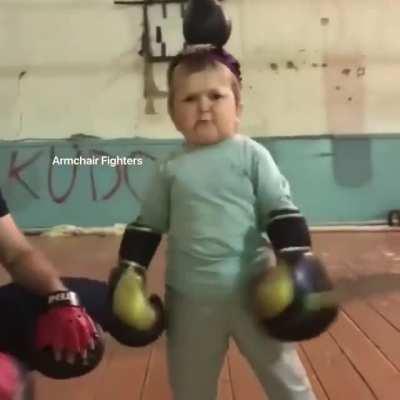 Don't mess with Hassy ☝️🍓