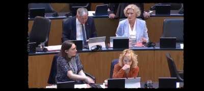 Vielen Dank, dass es einigen Wenigen sehr sehr gut geht