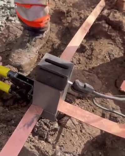 Copper earthing tape joined with exothermic welding