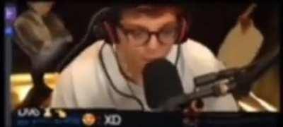 Mi compa el creativo 🤓⚫🔴 = 🐖