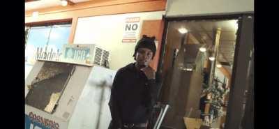 Ain’t that the nigga who took the stand on spinz and ducci?😂