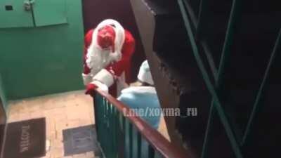 Even Santa has trouble after New Years in Russia