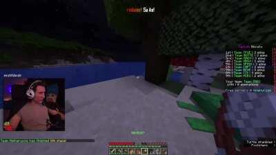 Rivals'da ciddi bir an...