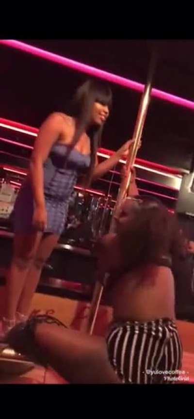 Coffee shaking that phatty 🎂🎂