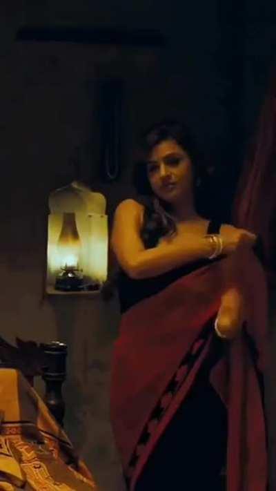 Kenisha Awasthi 🤤