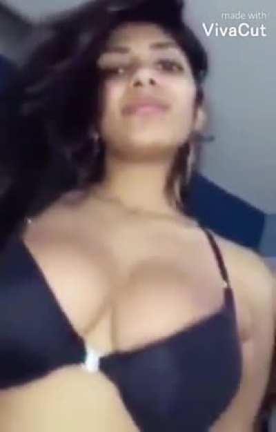 Extremely Cute GF just can't resist Riding her Boyfriend's Security guard 