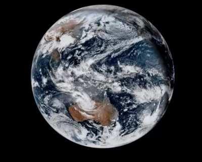 Tonga's Hunga Tonga volcano just had one of the most violent volcano eruptions ever captured on satellite. January 15, 2022