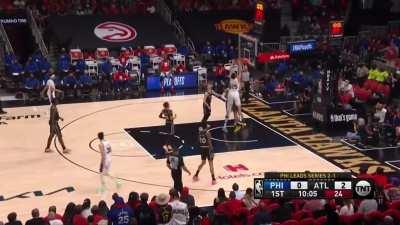 [Highlight] Ben Simmons throws down the putback on Bogdanovic