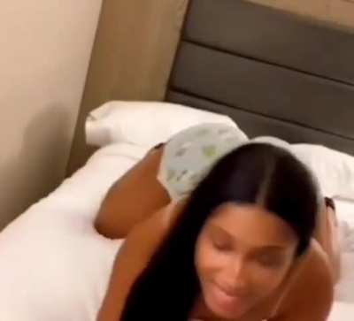 Jennaske Twerkin At A Hotel Pt 1 