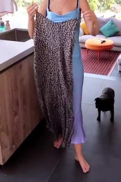 She should dress like this more often. Stabilized/Cropped.