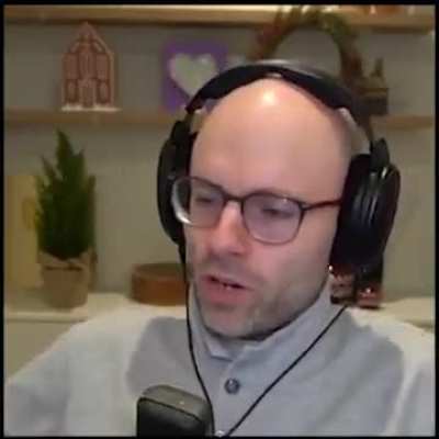 Holy shit elon is a pro gamer 