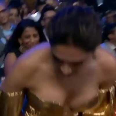 Lovely cleavage of deepika padukone