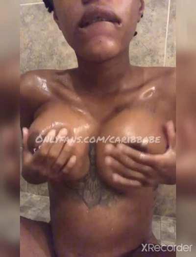 She's Fine AF😍👅👅