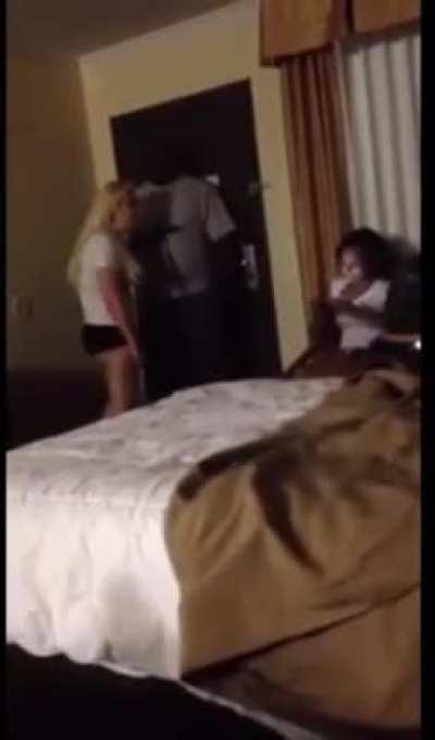 Pr*stitute fight + Pimp slaps chick for forgetting her place 🫢